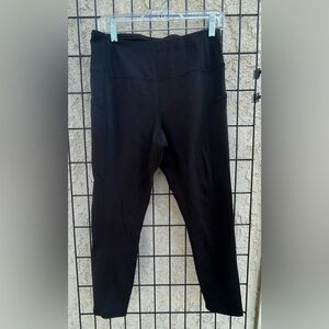 Reebok cropped leggings black two pocket womens size large